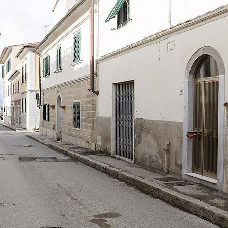 La Casa Di Nonno Roberto By Rentbeat Lejlighed Livorno Eksteriør billede